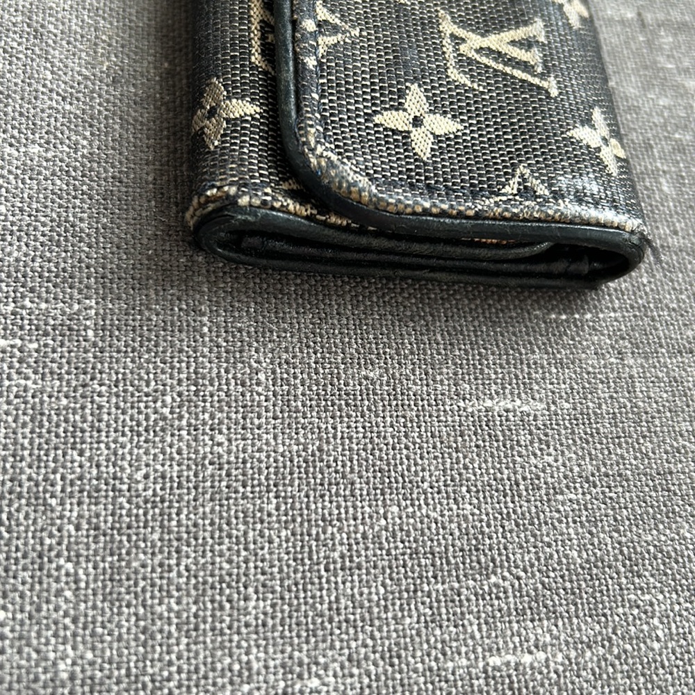 LV Denim Key Pouch - Picture 12 of 12